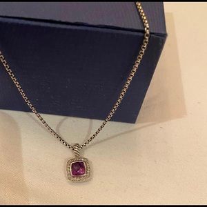 David Yurman / Petite Albion Pendant Necklace with Amethyst and Pavé diamond